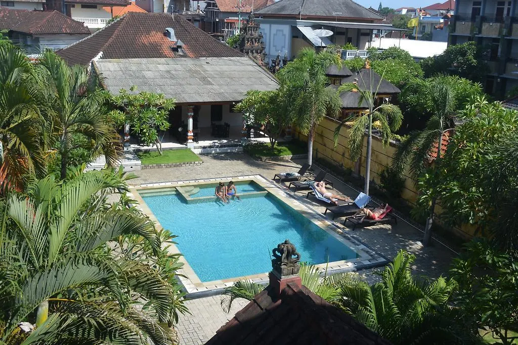 Beneyasa Beach Inn I Kuta  2*, Kuta (Bali)