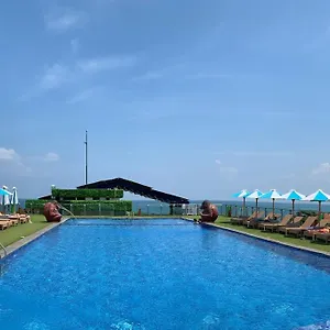 苏利斯海滩spa酒店 酒店